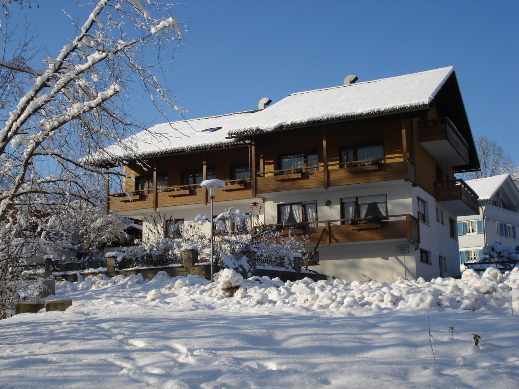 Gaestehaus-Pension Barbara Andelsbuch Exterior photo