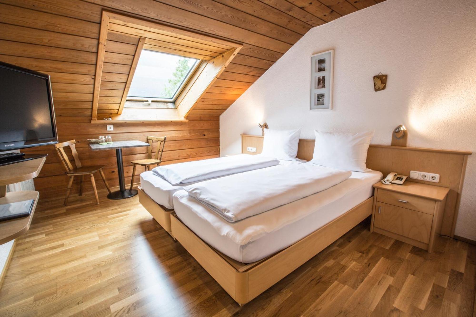 Gaestehaus-Pension Barbara Andelsbuch Room photo