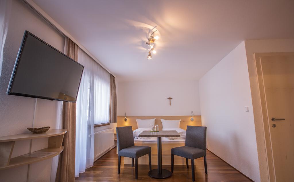 Gaestehaus-Pension Barbara Andelsbuch Room photo